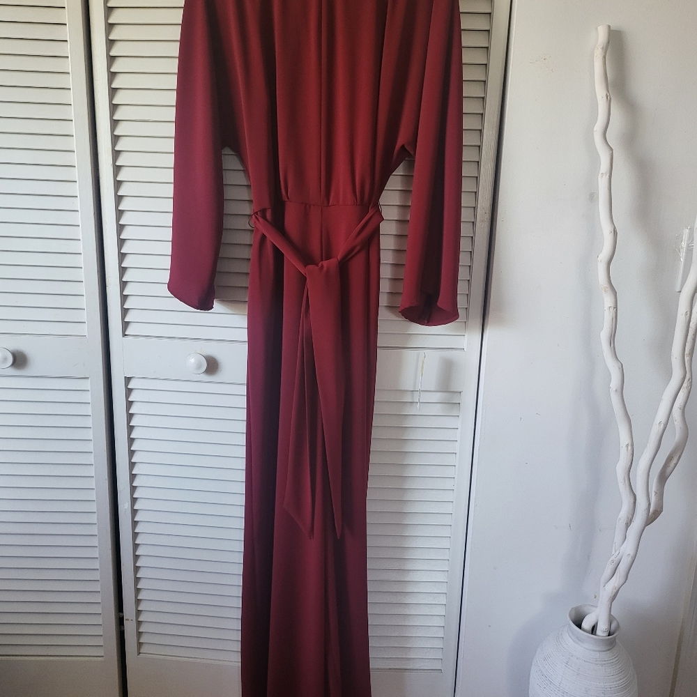 NWT Elegant GIANNI BINI Jumpsuit. SIZE 8 Dark Red/Rust color